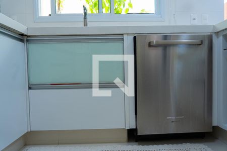 Casa à venda com 148m², 3 quartos e 2 vagas Casa à venda com 148m², 3 quartos e 2 vagasCozinha