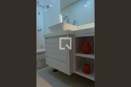 Casa à venda com 148m², 3 quartos e 2 vagas Casa à venda com 148m², 3 quartos e 2 vagasBanheiro da Suíte 3