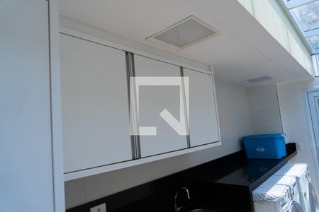 Casa à venda com 148m², 3 quartos e 2 vagas Casa à venda com 148m², 3 quartos e 2 vagas area de serviço