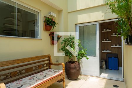 Casa à venda com 148m², 3 quartos e 2 vagas Casa à venda com 148m², 3 quartos e 2 vagasJardim