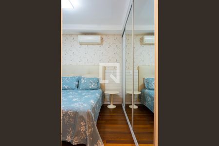 Casa à venda com 148m², 3 quartos e 2 vagas Casa à venda com 148m², 3 quartos e 2 vagasSuíte 3