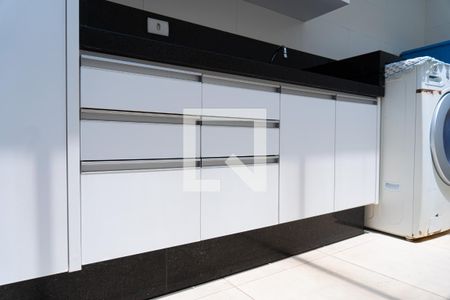 Casa à venda com 148m², 3 quartos e 2 vagas Casa à venda com 148m², 3 quartos e 2 vagas area de serviço