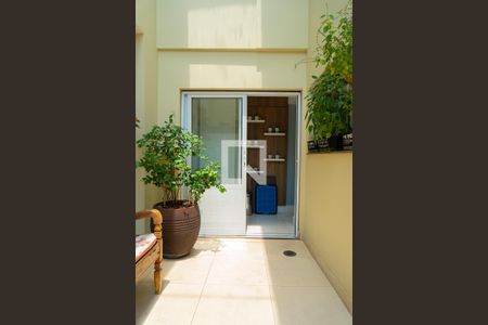 Casa à venda com 148m², 3 quartos e 2 vagas Casa à venda com 148m², 3 quartos e 2 vagasJardim