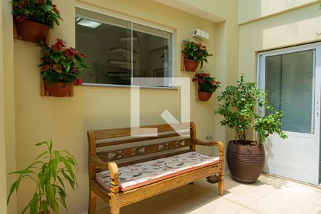 Casa à venda com 148m², 3 quartos e 2 vagas Casa à venda com 148m², 3 quartos e 2 vagasJardim