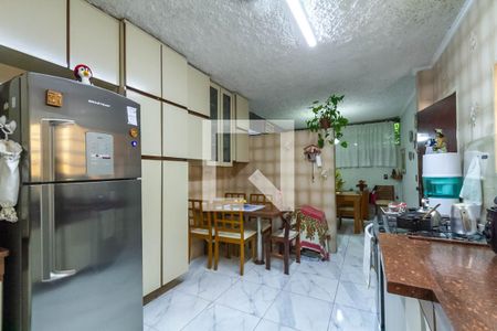 Casa à venda com 291m², 3 quartos e 6 vagas Casa à venda com 291m², 3 quartos e 6 vagasCozinha