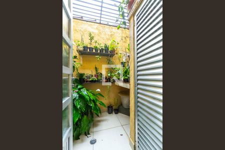 Casa à venda com 291m², 3 quartos e 6 vagas Casa à venda com 291m², 3 quartos e 6 vagasJardim de Inverno