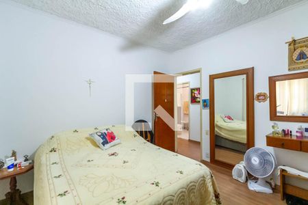 Casa à venda com 291m², 3 quartos e 6 vagas Casa à venda com 291m², 3 quartos e 6 vagasQuarto 1