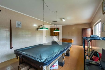 Casa à venda com 291m², 3 quartos e 6 vagas Casa à venda com 291m², 3 quartos e 6 vagasSalão de Jogos