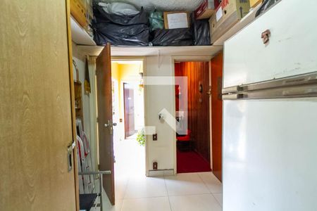 Casa à venda com 291m², 3 quartos e 6 vagas Casa à venda com 291m², 3 quartos e 6 vagasQuarto de Serviço