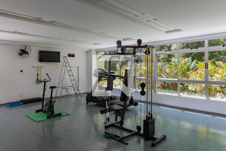 Apartamento à venda com 80m², 2 quartos e 1 vagaÁrea comum