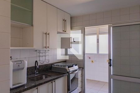 Apartamento à venda com 80m², 2 quartos e 1 vagaCozinha e Área de Serviço