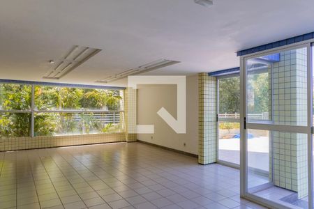 Apartamento à venda com 80m², 2 quartos e 1 vagaÁrea comum