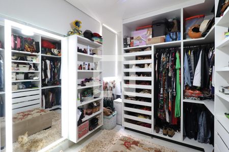 Apartamento para alugar com 230m², 3 quartos e 2 vagasCloset da suíte 2