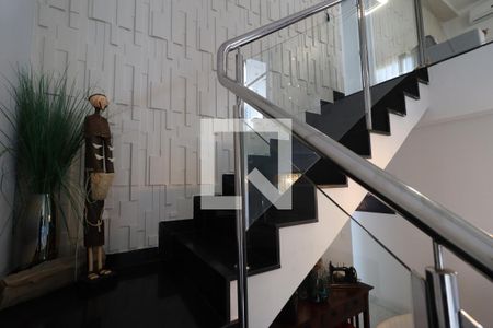 Apartamento para alugar com 230m², 3 quartos e 2 vagasEscada