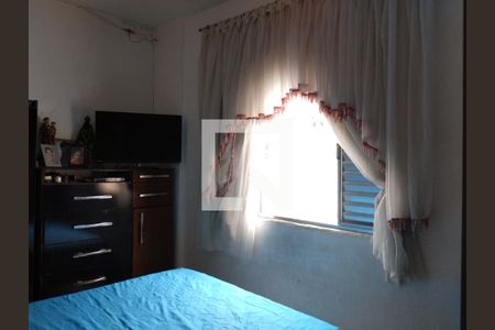 Casa à venda com 70m², 2 quartos e 2 vagasQuarto 2