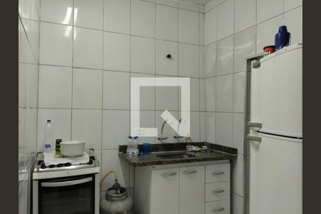 Casa à venda com 70m², 2 quartos e 2 vagasCozinha 2