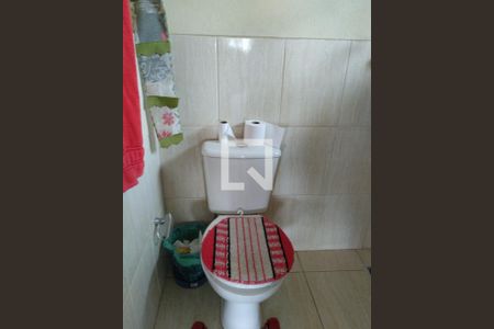 Casa à venda com 70m², 2 quartos e 2 vagasBanheiro 2