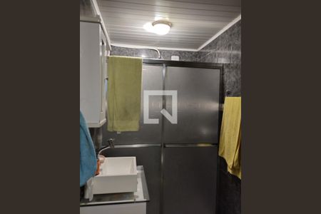 Casa à venda com 70m², 2 quartos e 2 vagasBanheiro 1