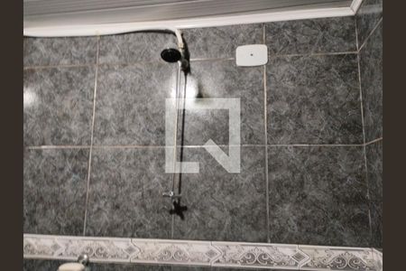 Casa à venda com 70m², 2 quartos e 2 vagasBanheiro 1