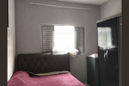 Casa à venda com 70m², 2 quartos e 2 vagasQuarto 1