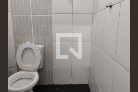 Casa à venda com 70m², 2 quartos e 2 vagasBanheiro 3