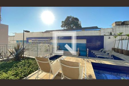 Apartamento à venda com 80m², 2 quartos e 2 vagasPiscina