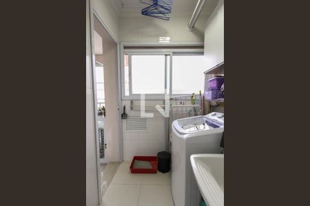 Apartamento à venda com 80m², 2 quartos e 2 vagas Apartamento à venda com 80m², 2 quartos e 2 vagasÁrea de Serviço