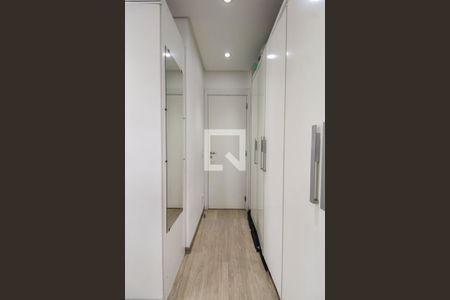 Apartamento à venda com 80m², 2 quartos e 2 vagas Apartamento à venda com 80m², 2 quartos e 2 vagasSuíte