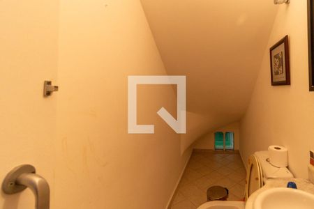 Casa à venda com 200m², 3 quartos e 2 vagasLavabo