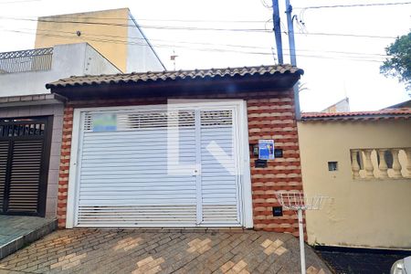 Casa à venda com 190m², 3 quartos e 3 vagasFachada