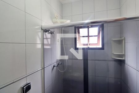 Casa à venda com 190m², 3 quartos e 3 vagasSuíte 3 - Banheiro