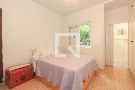 Casa à venda com 300m², 4 quartos e 2 vagas Casa à venda com 300m², 4 quartos e 2 vagasSuíte 3