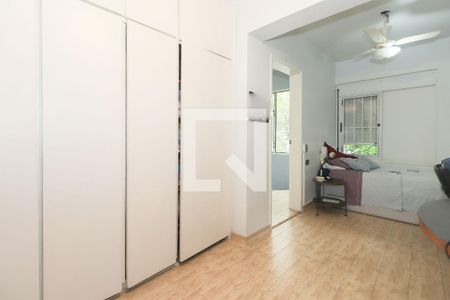 Casa à venda com 300m², 4 quartos e 2 vagas Casa à venda com 300m², 4 quartos e 2 vagasSuíte 2