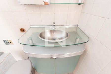 Banheiro do Quarto 1 de casa à venda com 3 quartos, 150m² em Parque Gerassi, Santo André