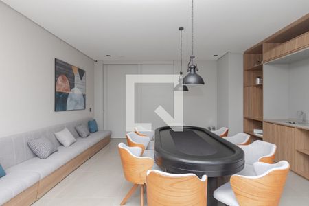 Apartamento à venda com 71m², 2 quartos e 1 vaga Apartamento à venda com 71m², 2 quartos e 1 vagaSalão de Jogos