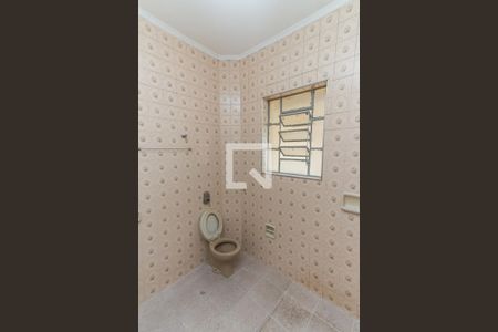 Casa para alugar com 239m², 3 quartos e 2 vagas Casa para alugar com 239m², 3 quartos e 2 vagasBanheiro