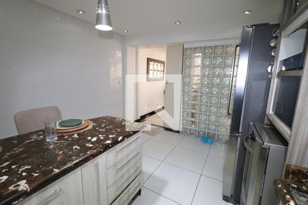 Casa à venda com 350m², 2 quartos e 2 vagasCozinha