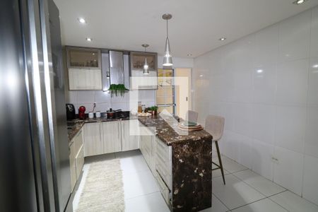 Casa à venda com 350m², 2 quartos e 2 vagasCozinha