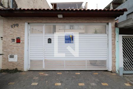 Casa à venda com 350m², 2 quartos e 2 vagasFachada