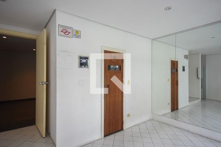 Apartamento para alugar com 136m², 3 quartos e 3 vagas Apartamento para alugar com 136m², 3 quartos e 3 vagasÁrea comum
