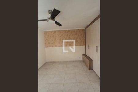 Casa à venda com 160m², 3 quartos e 8 vagasSuite