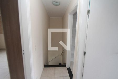 Casa à venda com 160m², 3 quartos e 8 vagasCorredor