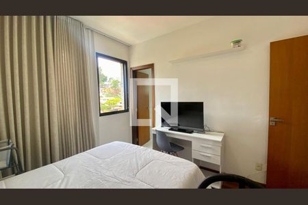 Apartamento à venda com 400m², 4 quartos e 4 vagas Apartamento à venda com 400m², 4 quartos e 4 vagasSuíte 2