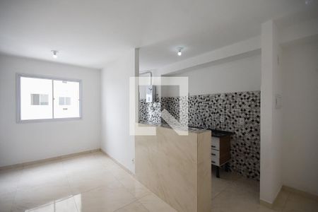 Sala de apartamento para alugar com 2 quartos, 43m² em Parque Arariba, São Paulo