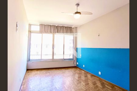 Apartamento à venda com 330m², 4 quartos e 2 vagas Apartamento à venda com 330m², 4 quartos e 2 vagasQuarto 2