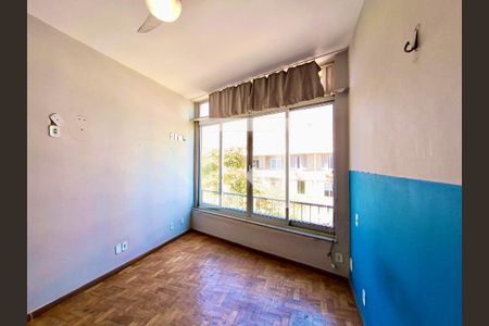 Apartamento à venda com 330m², 4 quartos e 2 vagas Apartamento à venda com 330m², 4 quartos e 2 vagasQuarto 2