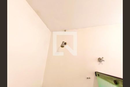 Apartamento à venda com 330m², 4 quartos e 2 vagas Apartamento à venda com 330m², 4 quartos e 2 vagasBanheiro social