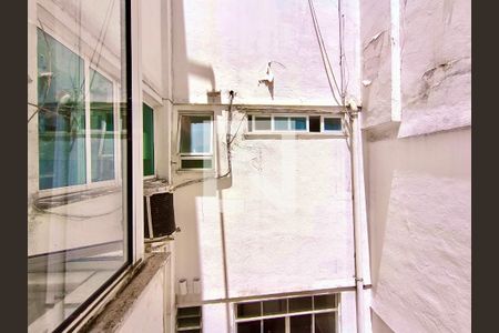 Apartamento à venda com 330m², 4 quartos e 2 vagas Apartamento à venda com 330m², 4 quartos e 2 vagasÁrea serviço vista