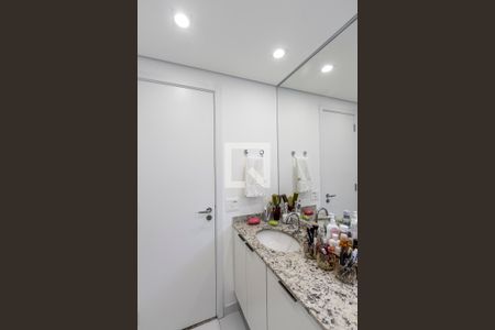 Apartamento à venda com 150m², 3 quartos e 2 vagas Apartamento à venda com 150m², 3 quartos e 2 vagasBanheiro Quarto 2