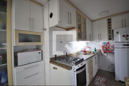 Apartamento à venda com 84m², 3 quartos e 2 vagasCozinha